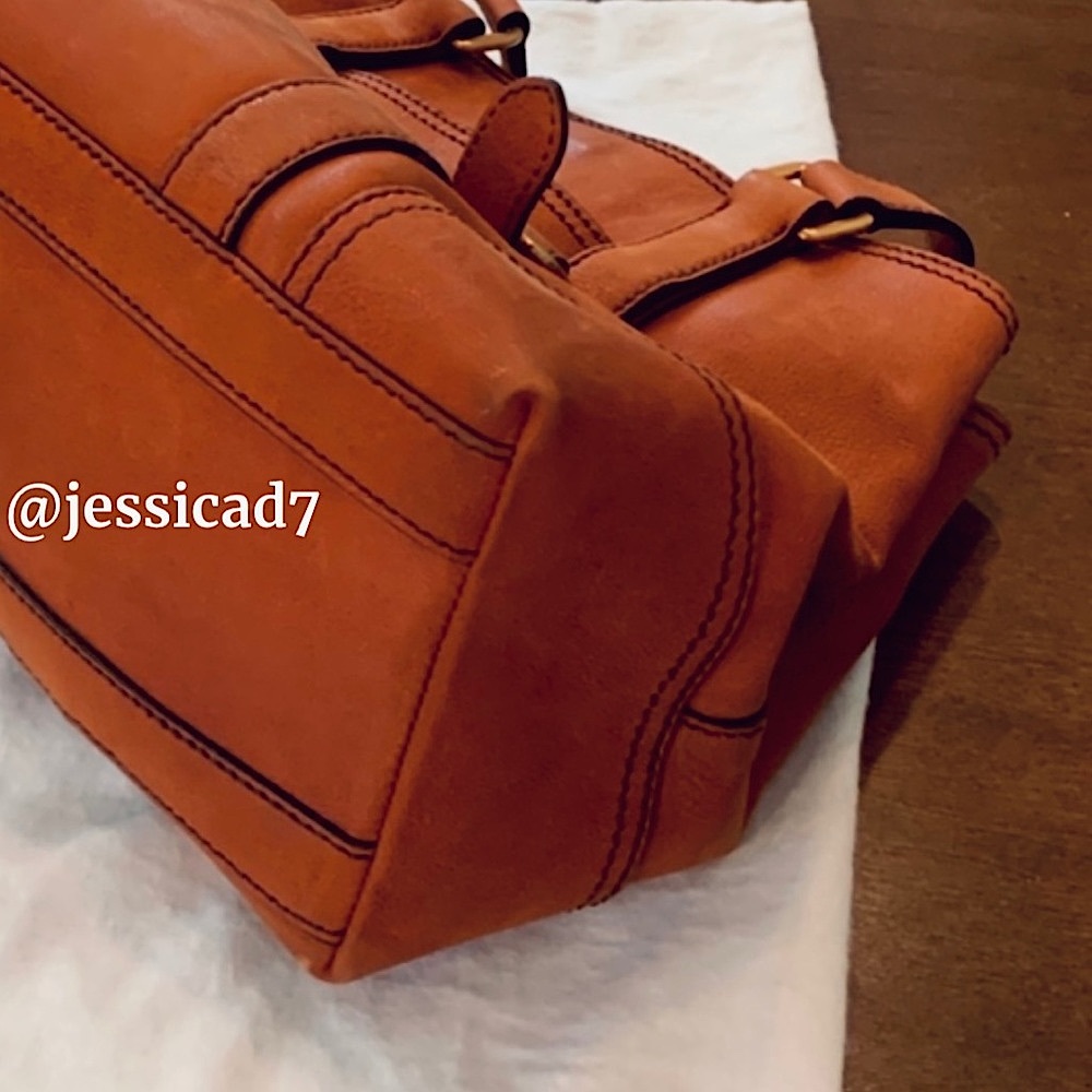 PRADA Vitello Daino Tote Bag - Picture 11 of 14
